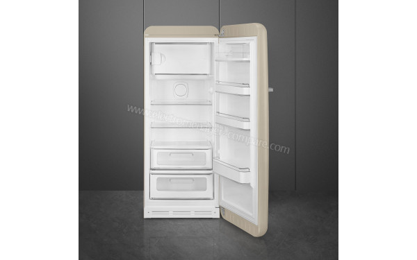 SMEG FAB28RDPP5 - Vue de l'int&eacute;rieur vue de face