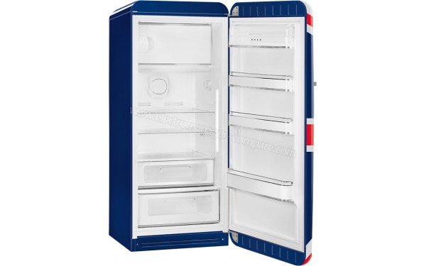 SMEG FAB28RDUJ3 - Vue 3/4 gauche avec porte ouverte vide