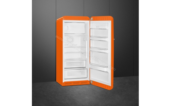 SMEG FAB28ROR3 - Mise en situation