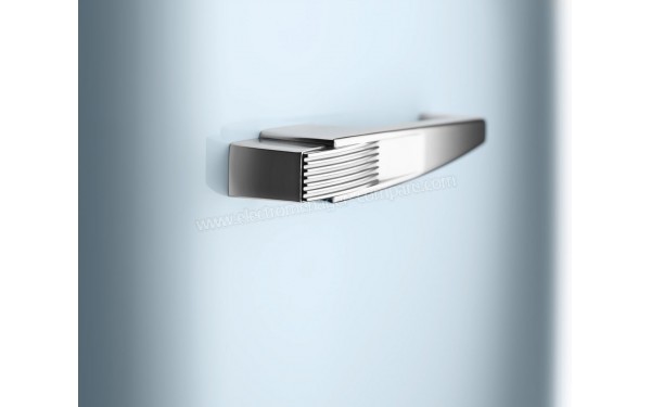 SMEG FAB28RPB3 - Vue de la poign&eacute;e