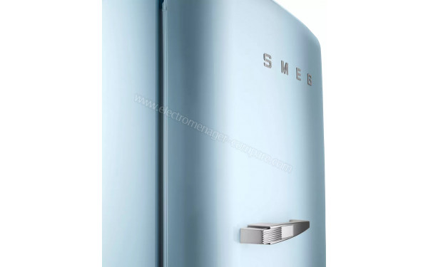 SMEG FAB28RPB6 - Zoom sur la poign&eacute;e