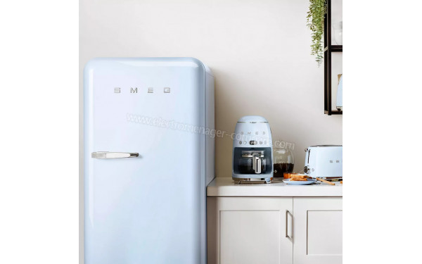 SMEG FAB28RPB6 - Mise en situation
