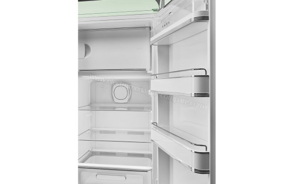 SMEG FAB28RPG6 - Vue de l'int&eacute;rieur