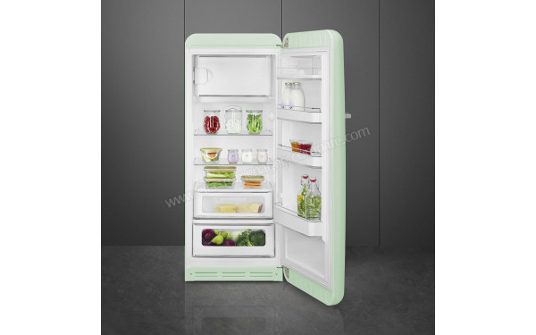 SMEG FAB28RPG6 - Vue de l'int&eacute;rieur