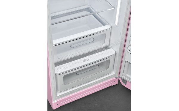 SMEG FAB28RPK3 - Mise en situation