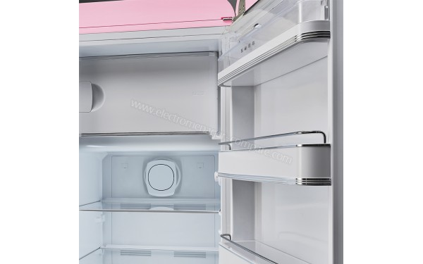 SMEG FAB28RPK3 - Mise en situation