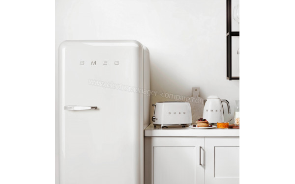 SMEG FAB28RWH6 - Mise en situation