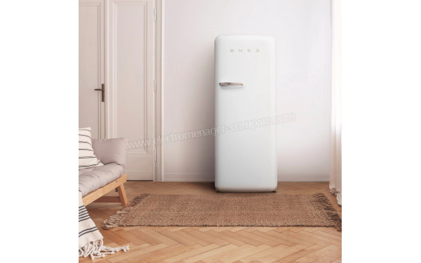 SMEG FAB28RWH6 - Mise en situation