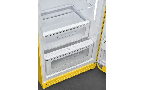 SMEG FAB28RYW3 - Mise en situation