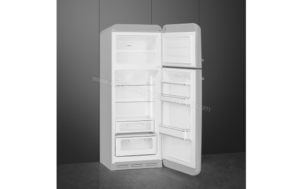 SMEG FAB30RSV3 - Vue de l'int&eacute;rieur 3/4 gauche