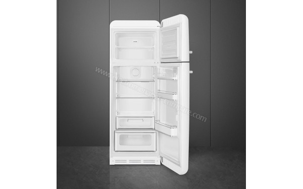 SMEG FAB30RWH3 - Vue de l'int&eacute;rieur