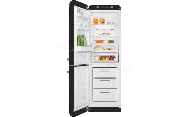 SMEG FAB32LBL6 - Vue de l'int&eacute;rieur