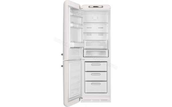 SMEG FAB32LWH5 - Vue de l'int&eacute;rieur