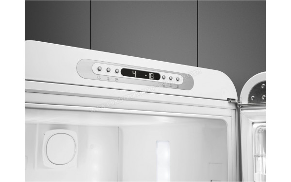 SMEG FAB32LWH5 - Panneau de commandes