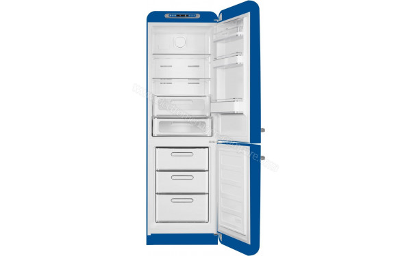 SMEG FAB32RBE5 - Vue de l'int&eacute;rieur