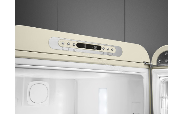 SMEG FAB32RCR5 - Panneau de commandes