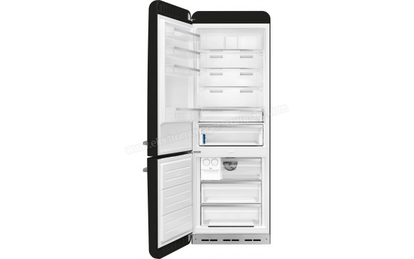 SMEG FAB38LBL6 - Vue de l'int&eacute;rieur