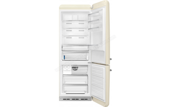 SMEG FAB38RCR6 - Vue de l'int&eacute;rieur