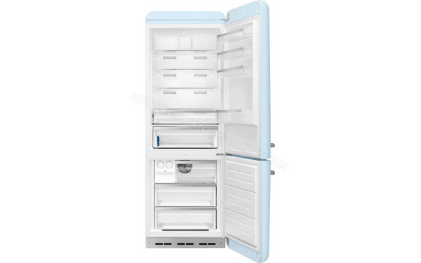 SMEG FAB38RPB6 - Vue de l'int&eacute;rieur