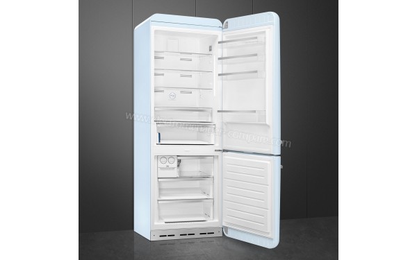 SMEG FAB38RPB - Mise en situation vue 3/4 gauche portes ouvertes