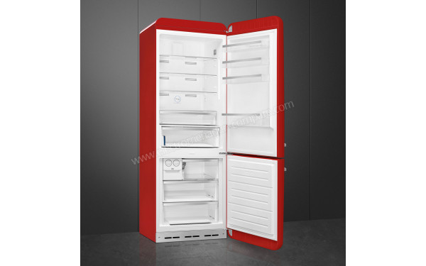 SMEG FAB38RRD5 - Vue de l'int&eacute;rieur