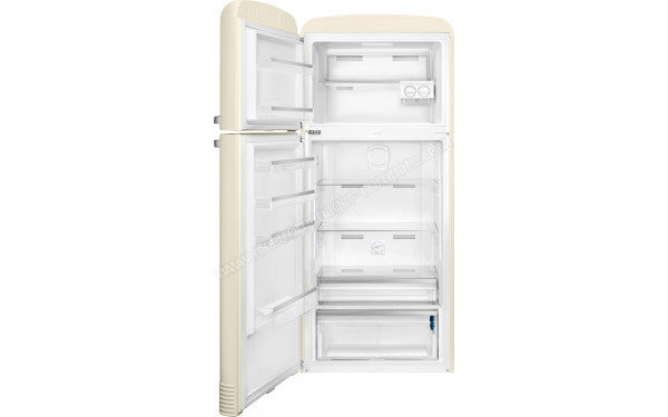 SMEG FAB50LCR5 - Vue de l'int&eacute;rieur