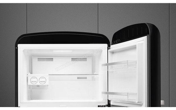 SMEG FAB50RBL5 - Vue de l'int&eacute;rieur partie cong&eacute;lateur