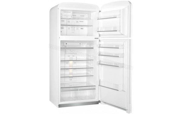 SMEG FAB50RWH - Vue 3/4 gauche de l'int&eacute;rieur