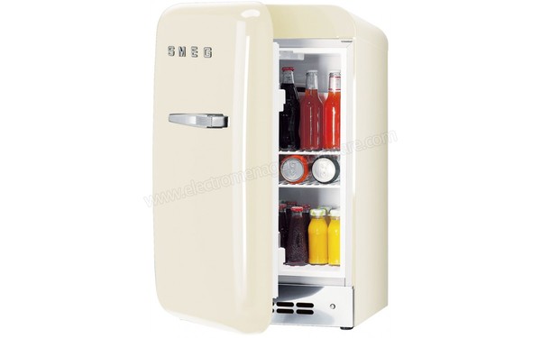 SMEG FAB5LCR - Vue 3/4 droite porte ouverte