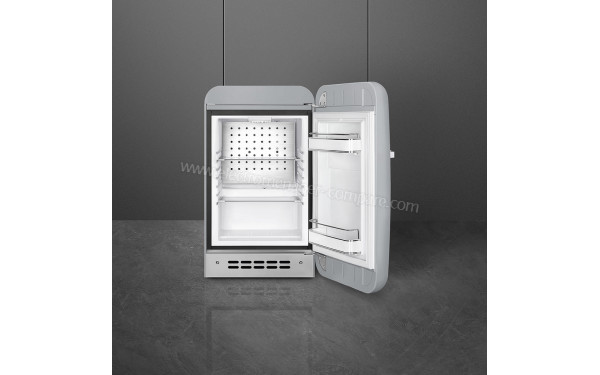 SMEG FAB5RSV5 - Vue de l'int&eacute;rieur