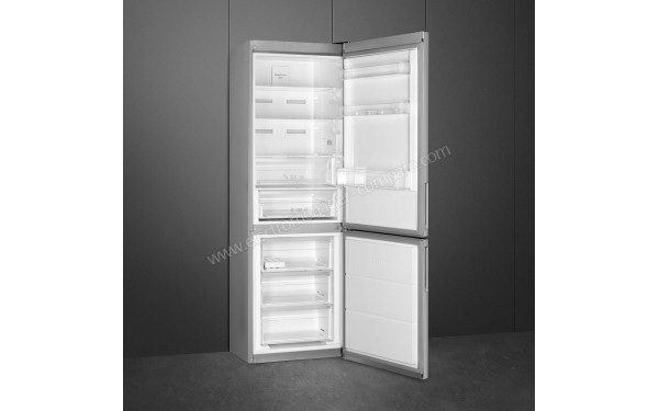 SMEG FC18EN1X - Vue de l'int&eacute;rieur