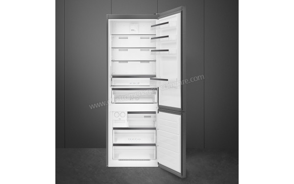 SMEG FC48KDND - Vue de l'int&eacute;rieur