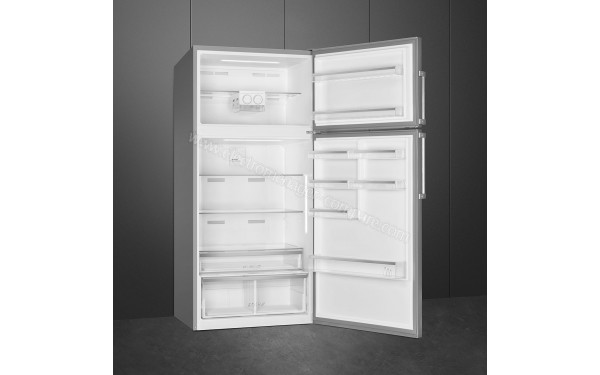 SMEG FD84EN4HX1 - Vue de l'int&eacute;rieur