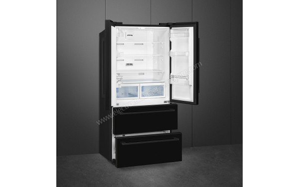 SMEG FQ55FNDF - Vue de l'int&eacute;rieur partie r&eacute;frig&eacute;rateur