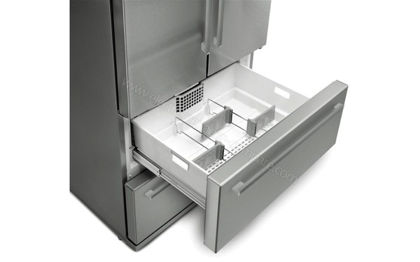 SMEG FQ55FXE - Vue du tiroir de cong&eacute;lation sup&eacute;rieur
