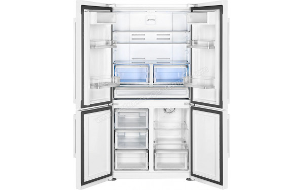 SMEG FQ60BDE - Vue de l'int&eacute;rieur