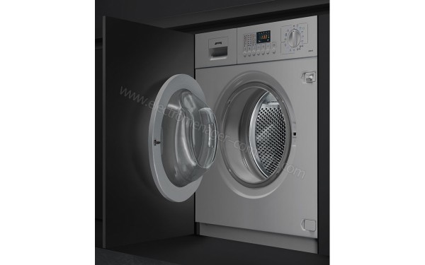 SMEG LSTS147 - Vue de face avec hublot ouvert