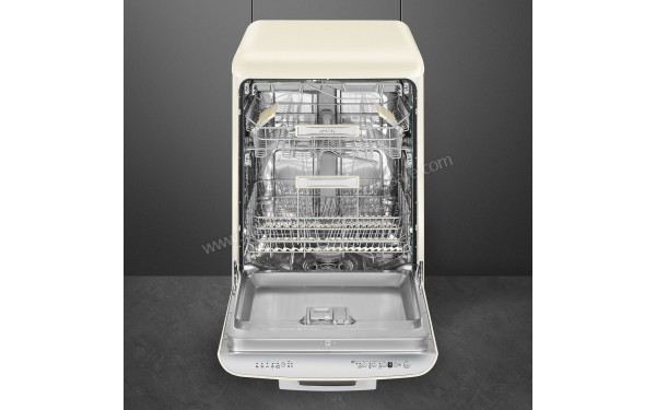 SMEG LVFABCR2 - Vue de l'int&eacute;rieur