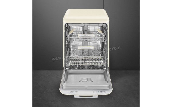 SMEG LVFABCR3 - Vue de l'int&eacute;rieur