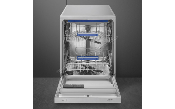 SMEG LVS342CQSX - Vue de l'int&eacute;rieur