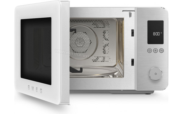 SMEG MOC02WHMEU - Vue de l'int&eacute;rieur