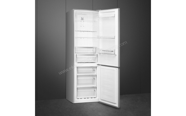 SMEG RC18XDND - Vue de l'int&eacute;rieur