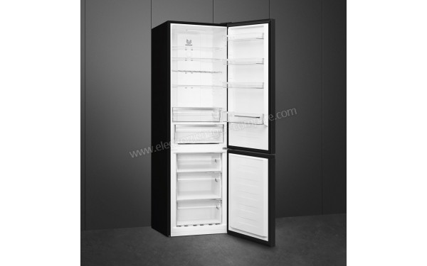 SMEG RC20KDND - Vue de l'int&eacute;rieur