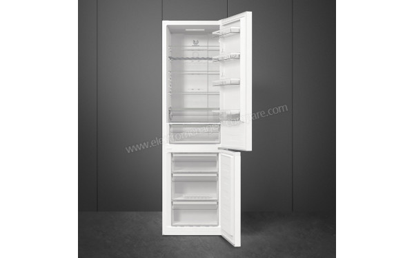 SMEG RC20WDNE - Vue de l'int&eacute;rieur