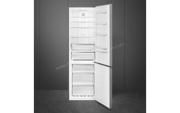 SMEG RC20XDNC - Vue de l'int&eacute;rieur