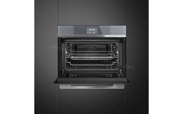 SMEG SF4104MCS - Vue de l'int&eacute;rieur
