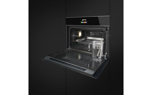 SMEG SF4604VCNX1 - Vue de l'int&eacute;rieur