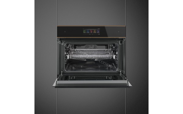 SMEG SF4606WMCNR - Vue de l'int&eacute;rieur