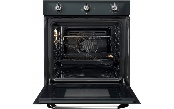 SMEG SF6905NO1 - Vue de l'int&eacute;rieur (cr&eacute;dit : Boulanger)