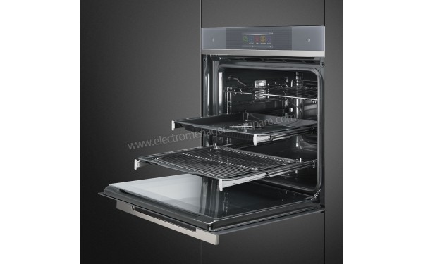 SMEG SFP6106WSPS - Vue sur les accessoires